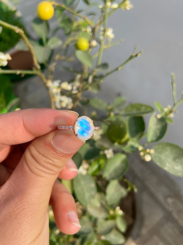 Oval Cut Moonstone Ring