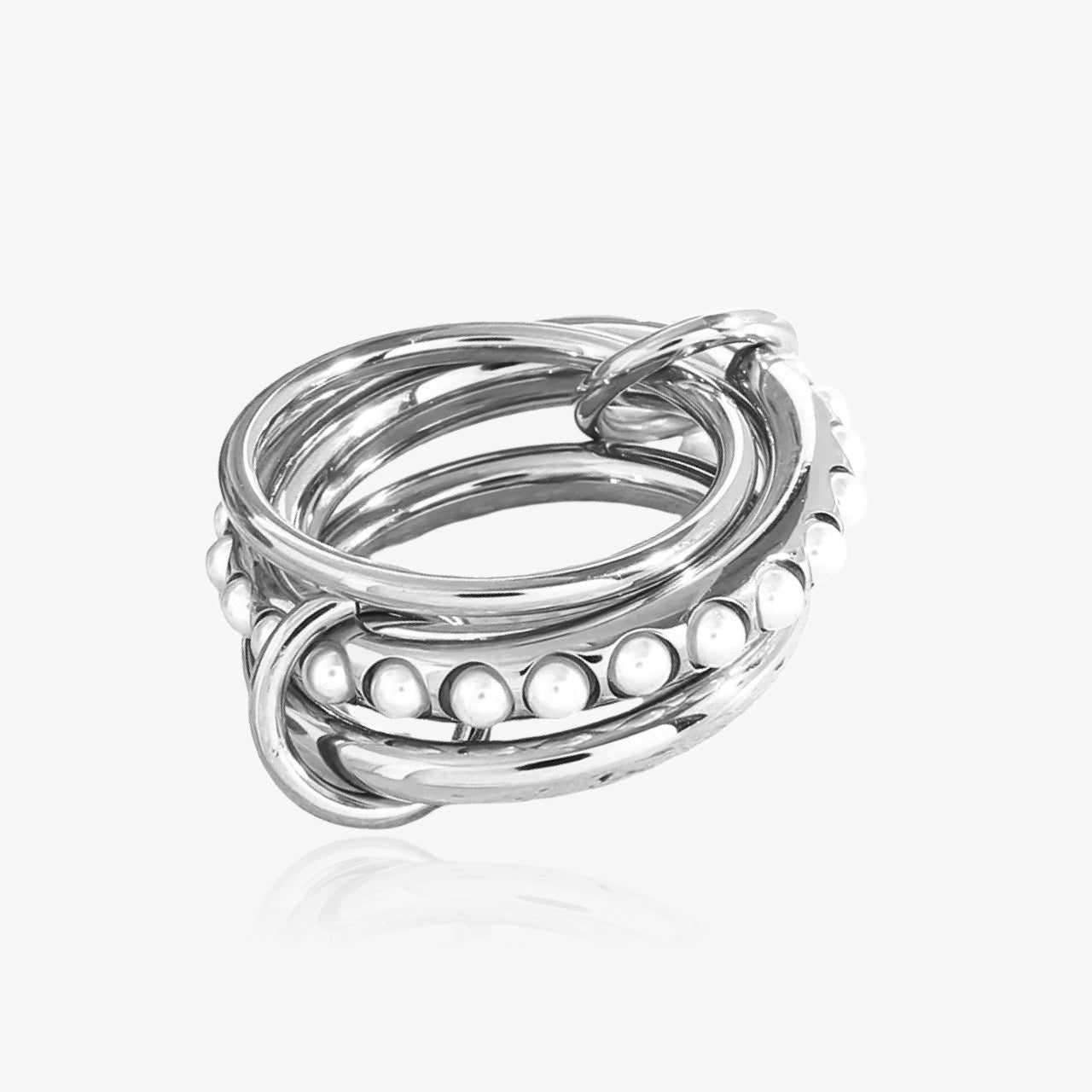 CONNECTION Triple Pearl Ring