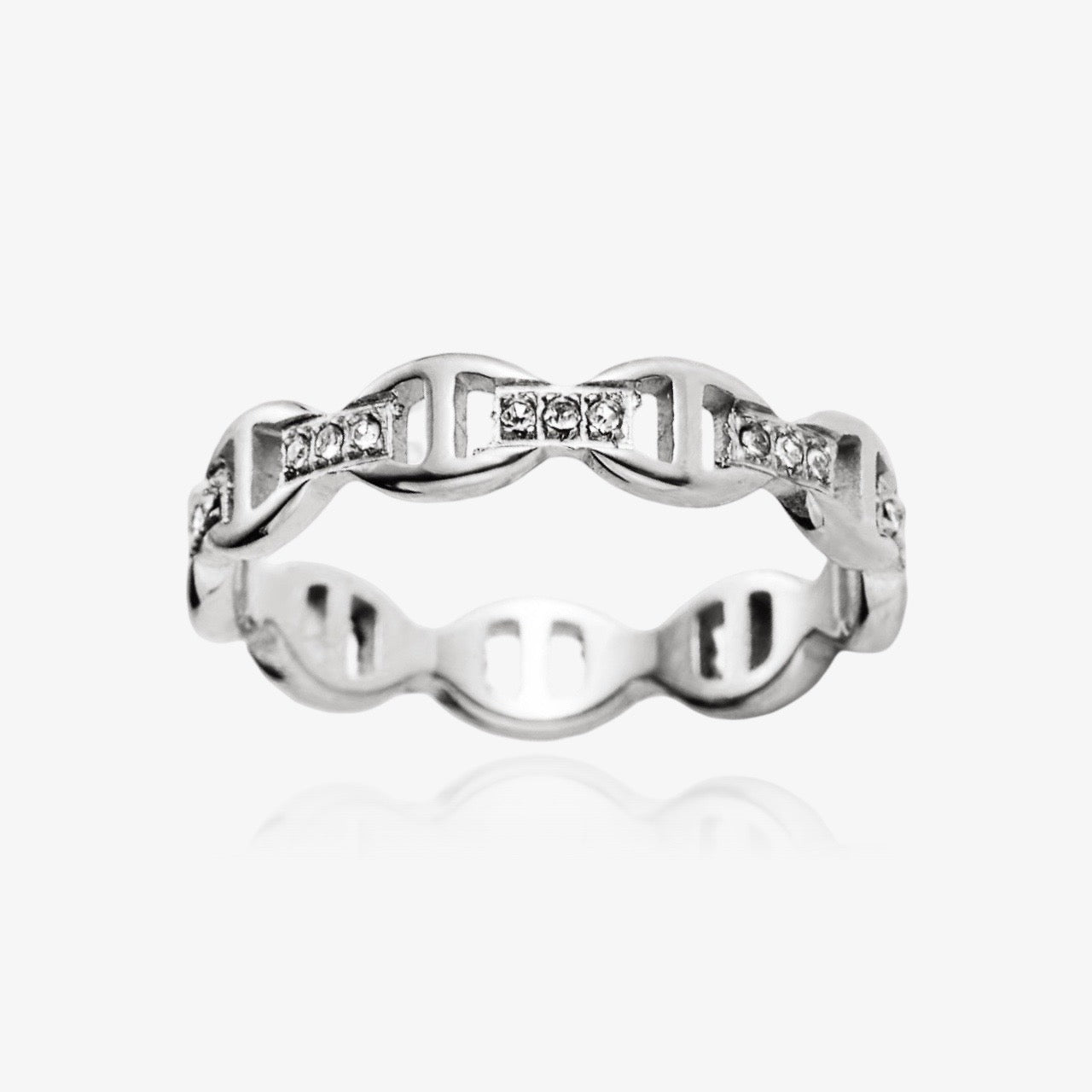 Elevated Chain Link Ring