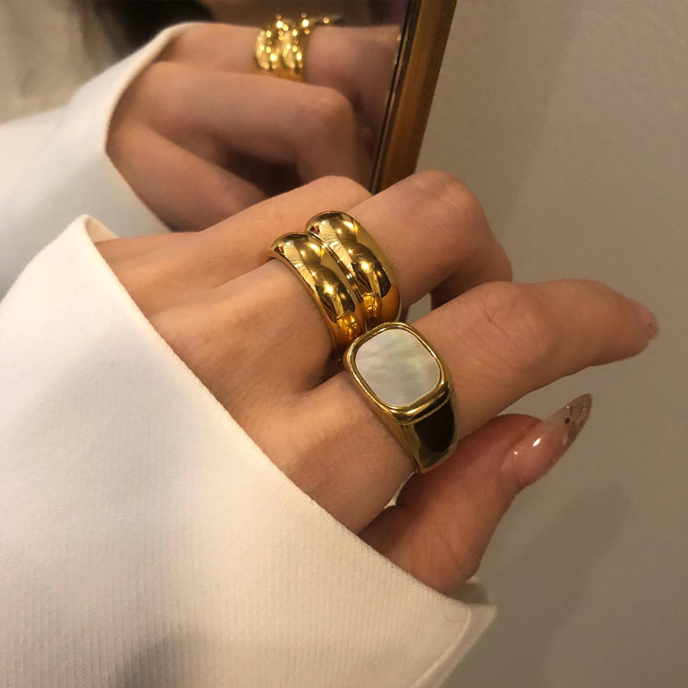 Shell Gold Ring