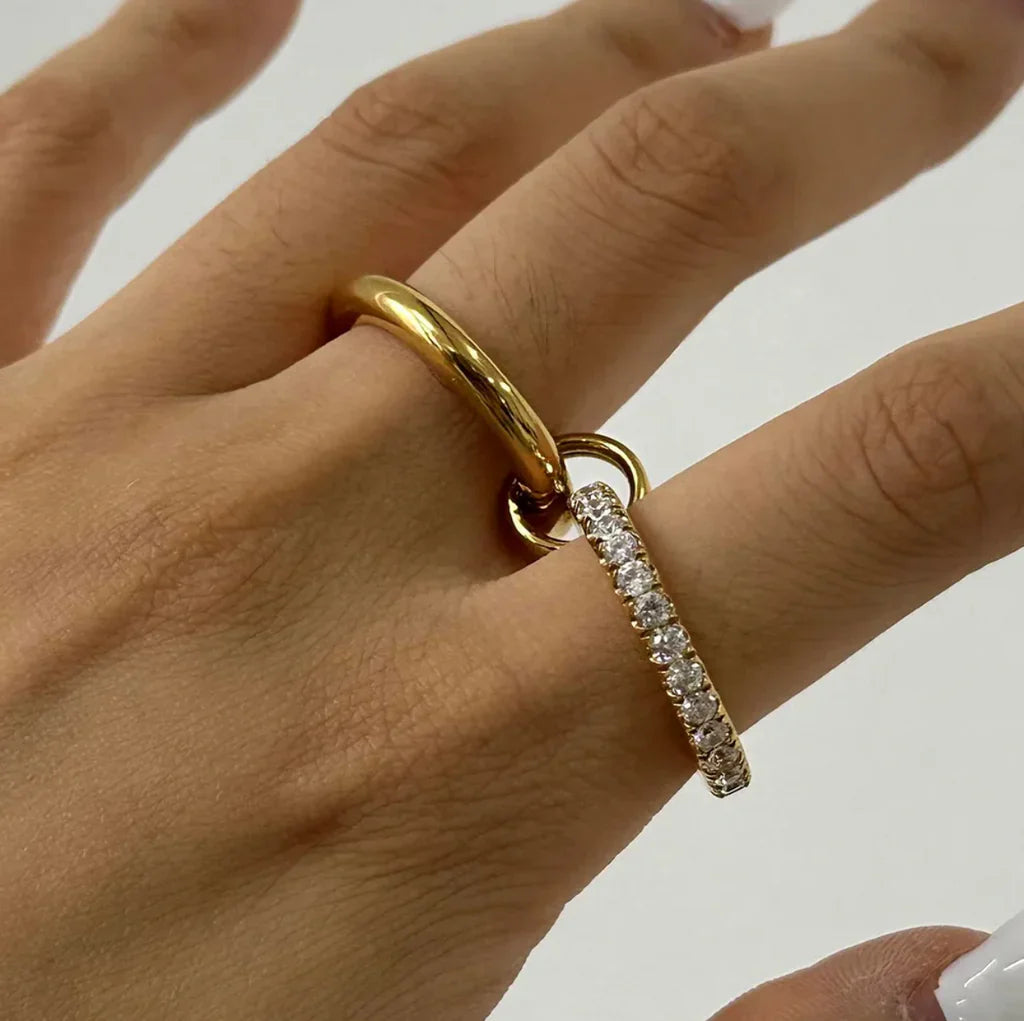CONNECTION fidget ring styled in a calming moment