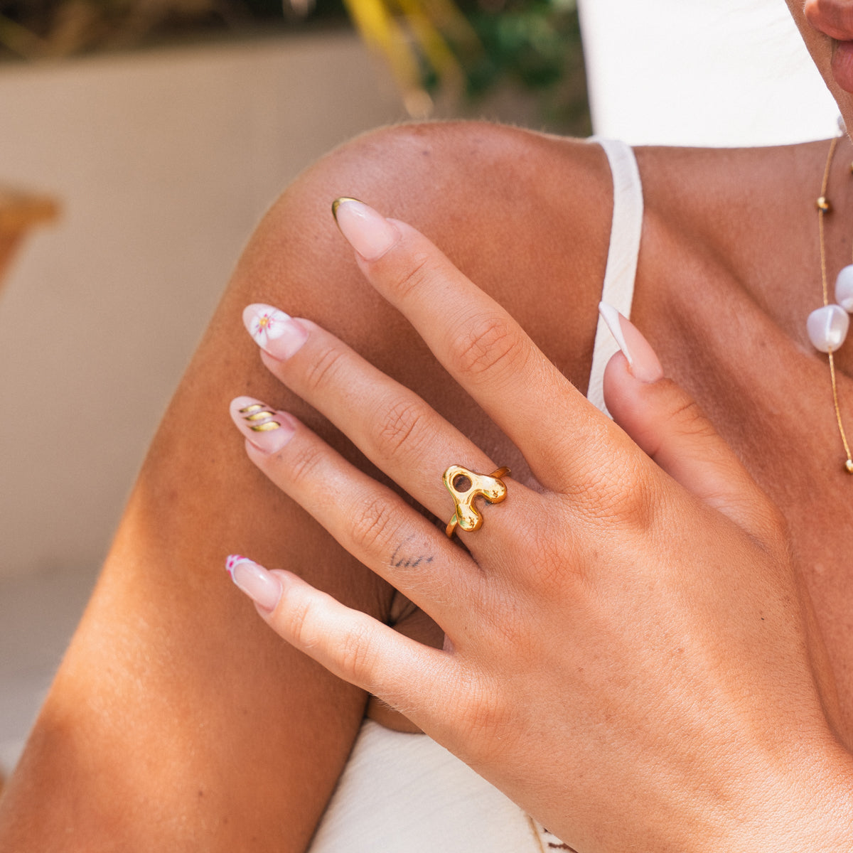Bubble Initial Ring Gold – moderner Lifestyle-Look
