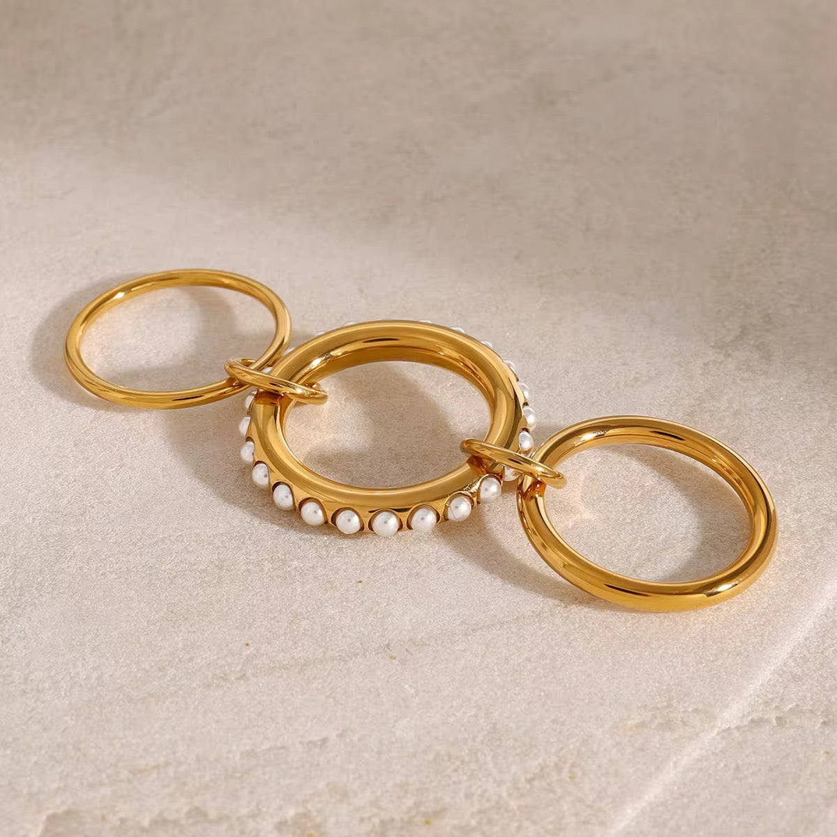 CONNECTION pearl ring used to reduce stress