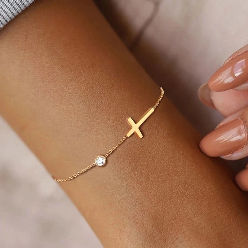 Silver cross bracelet with zircon crystal – waterproof – Loveness