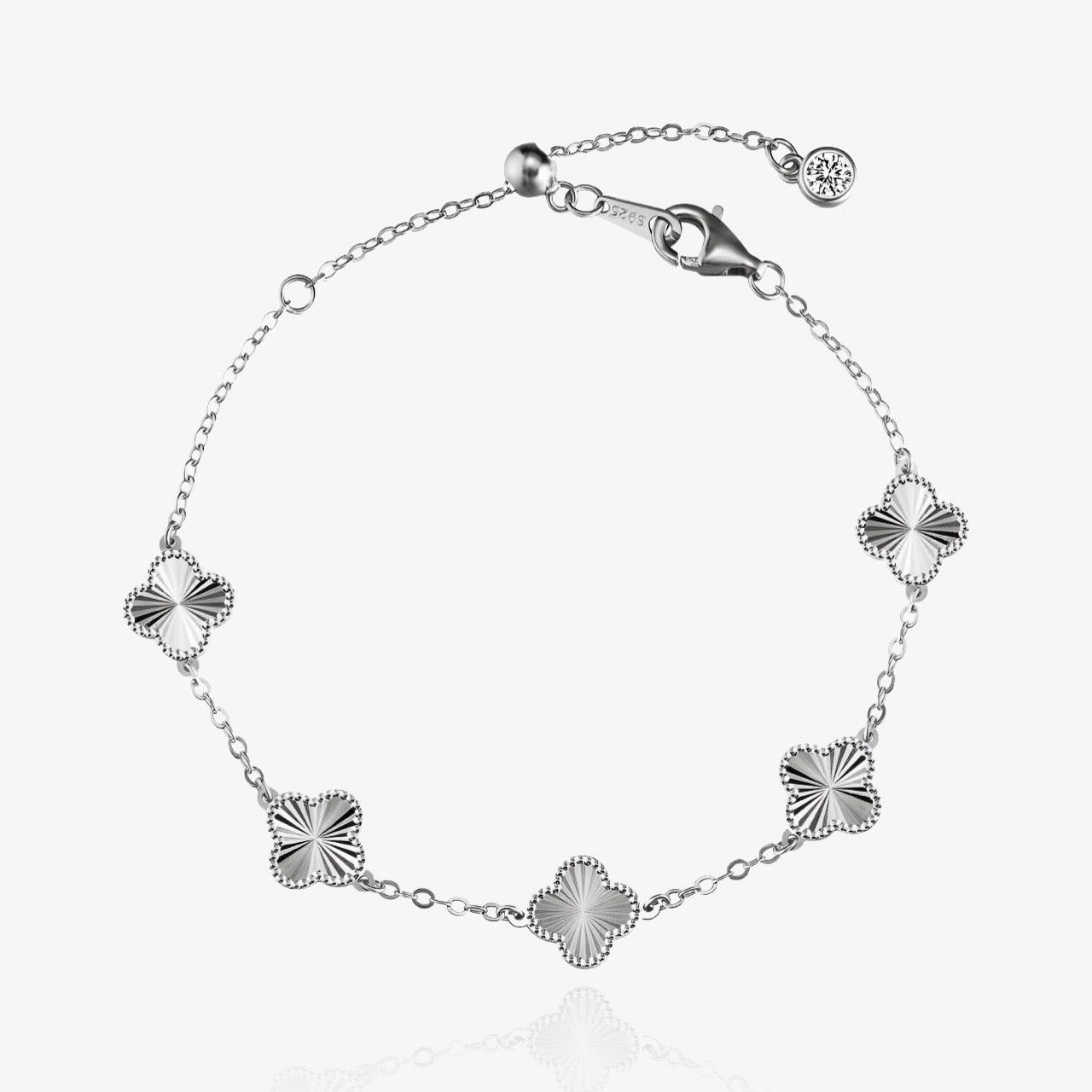 Dainty Clover Bracelet silver variant