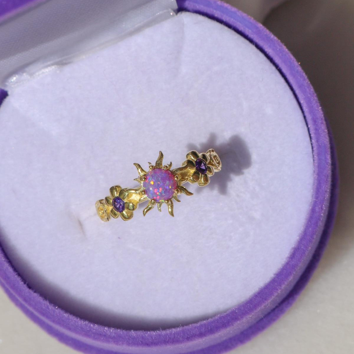 Delicate flower ring with opal shine, perfect gift