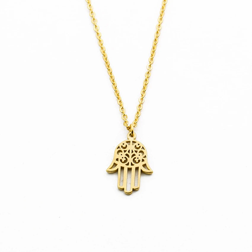 Hamsa Hand necklace in silver – close-up detail