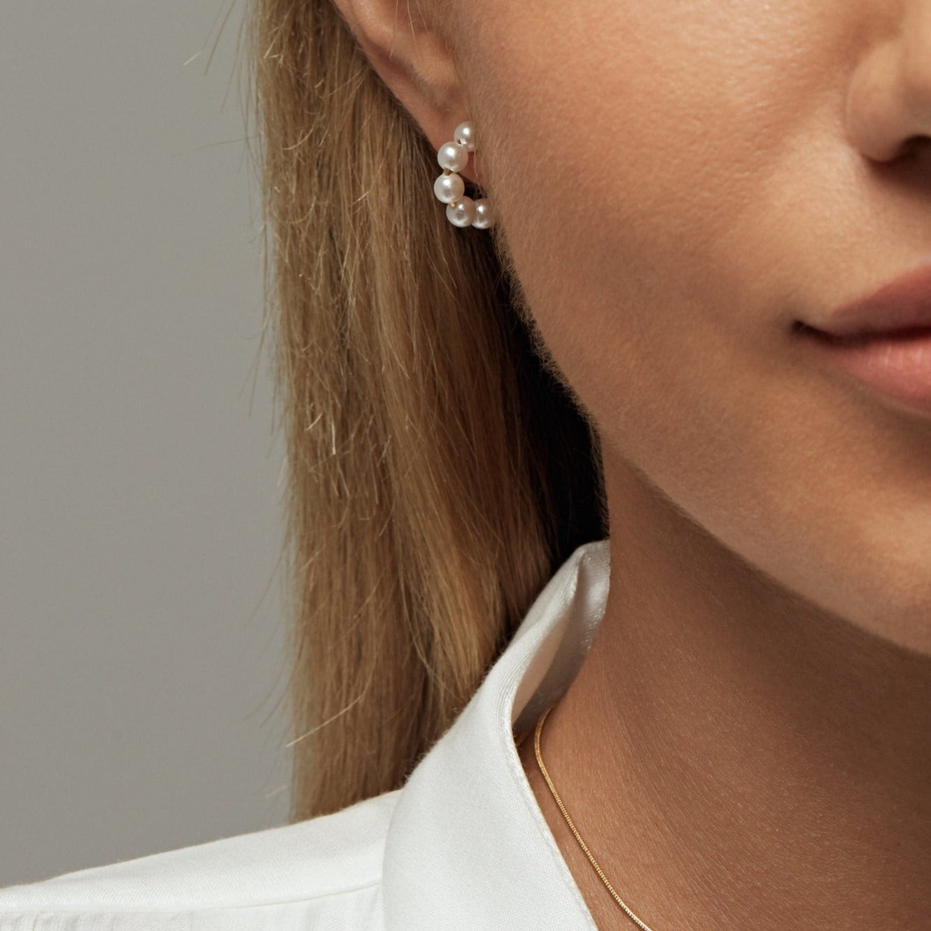 18K Gold Pearl Hoop Earrings