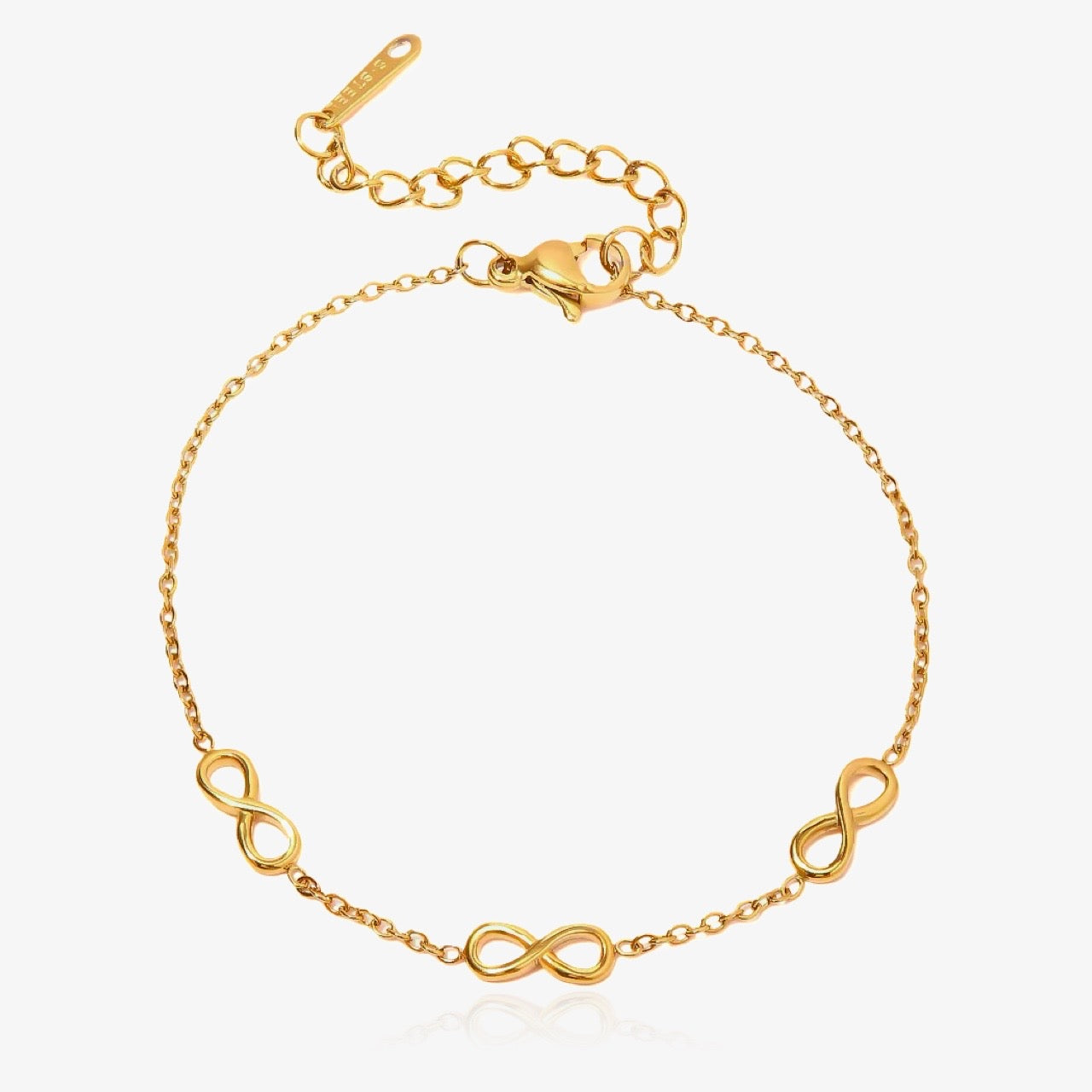Infinity sign bracelet in gold – front view
