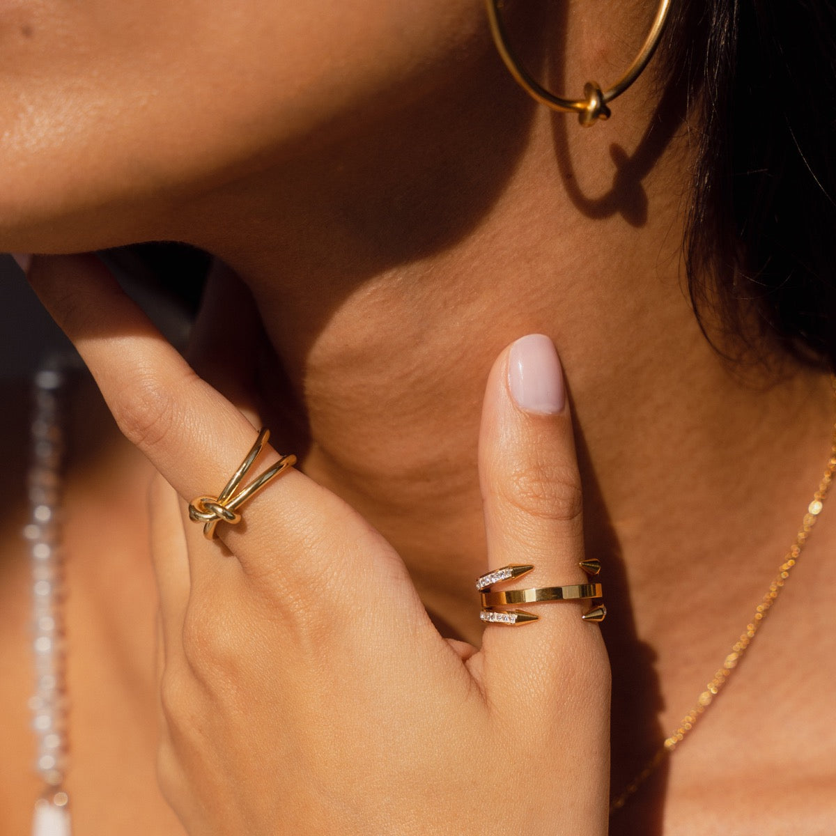 Detailaufnahme des Intertwine Rings Gold