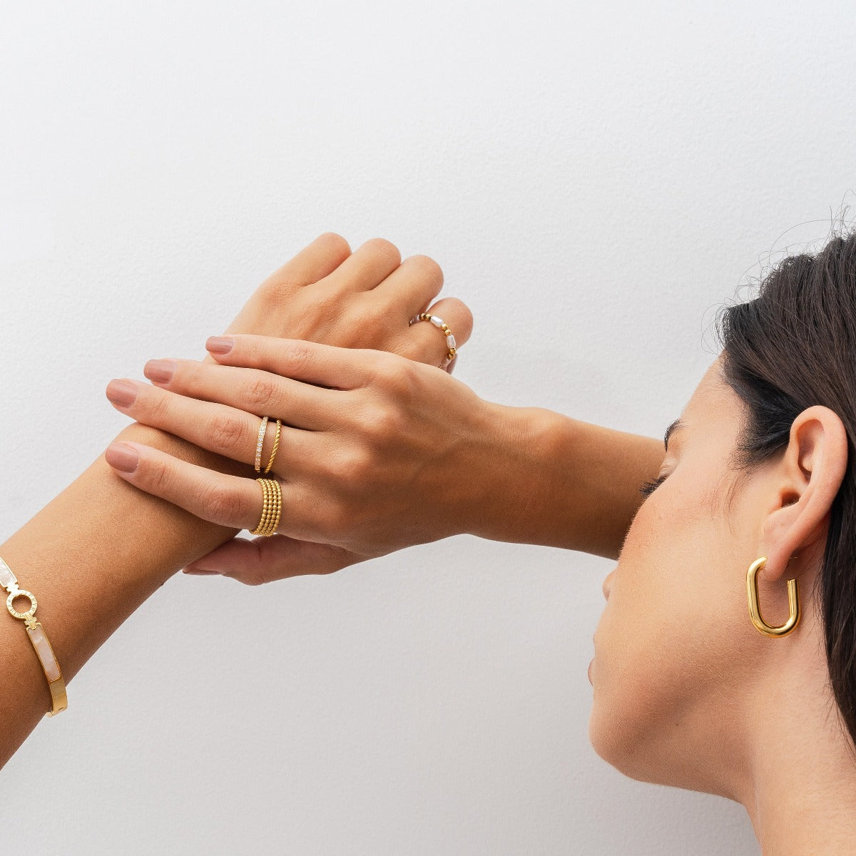 Layered Beads Fidget Ring Gold in Geschenkbox präsentiert