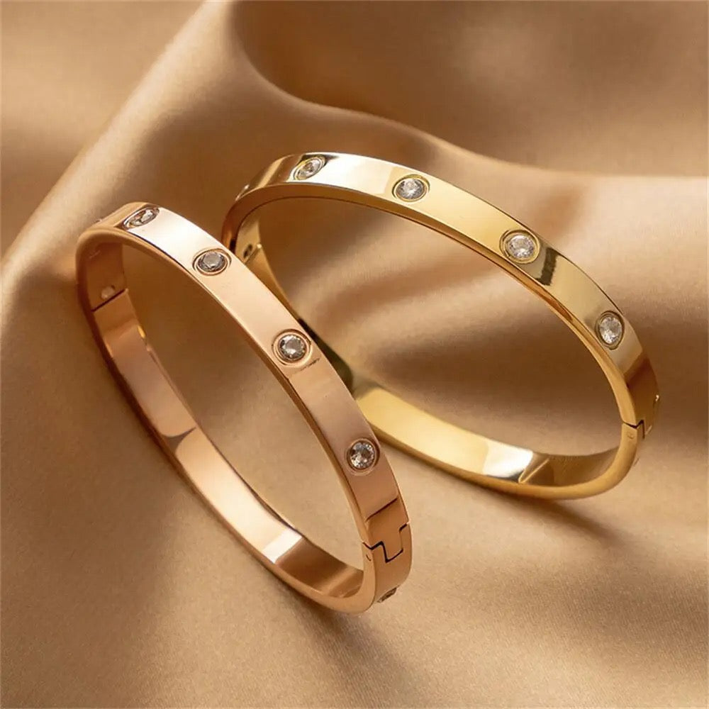 Lover bracelet in elegant gift box – unisex and timeless – Loveness