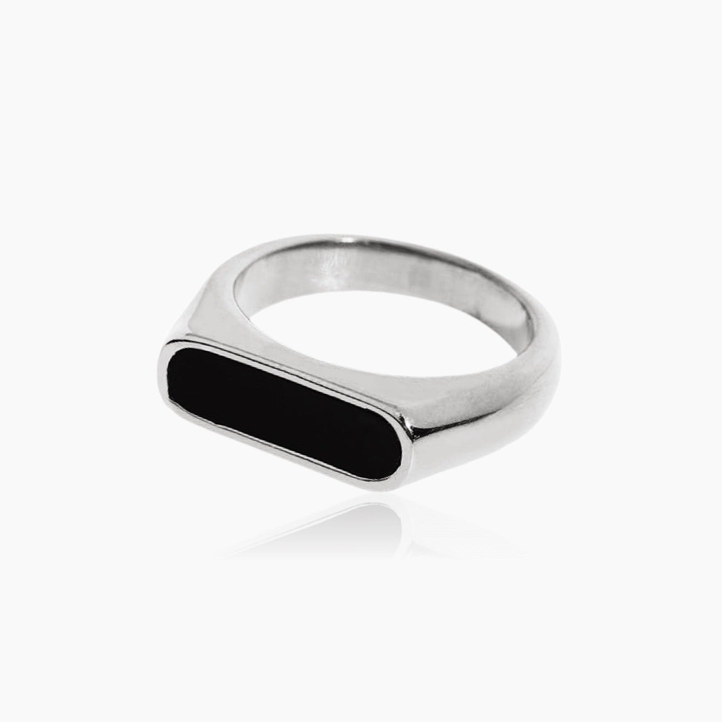 Rectangle bar ring on hand – elegant and waterproof
