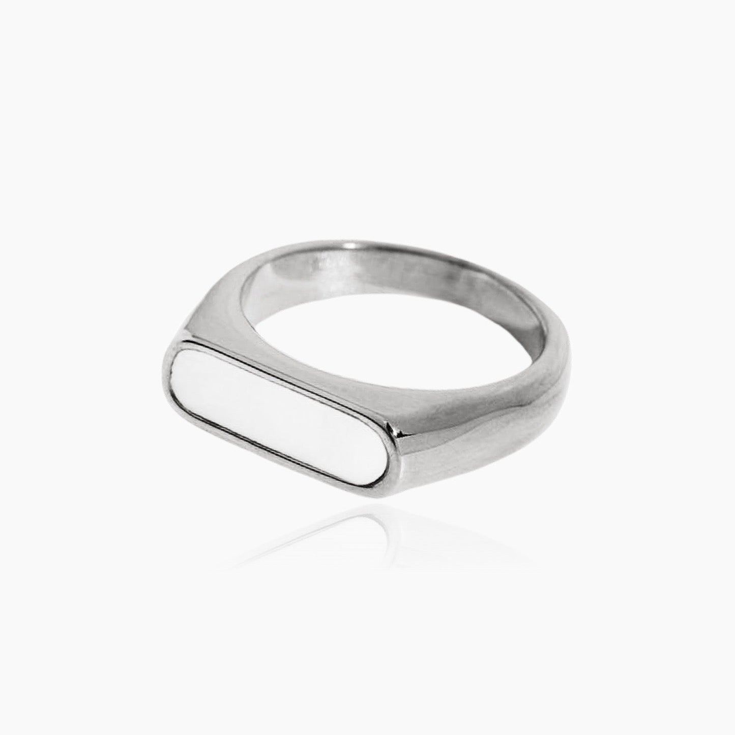 Elegant minimalist silver ring – front view
