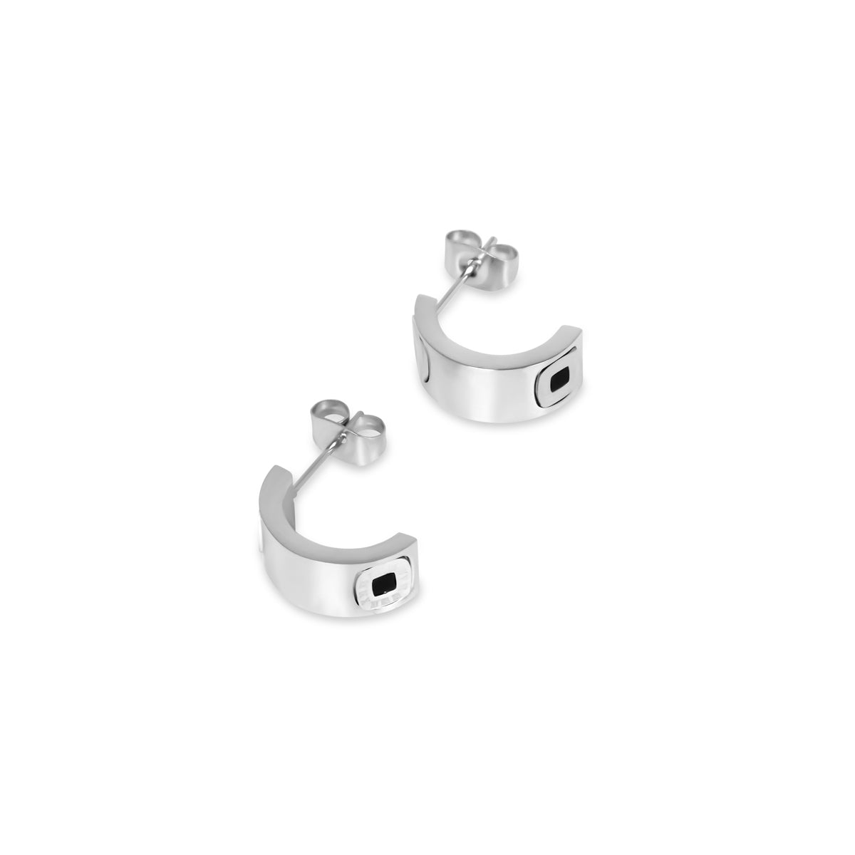 Quadratische Monochrome Ohrstecker Silber – Vorderansicht