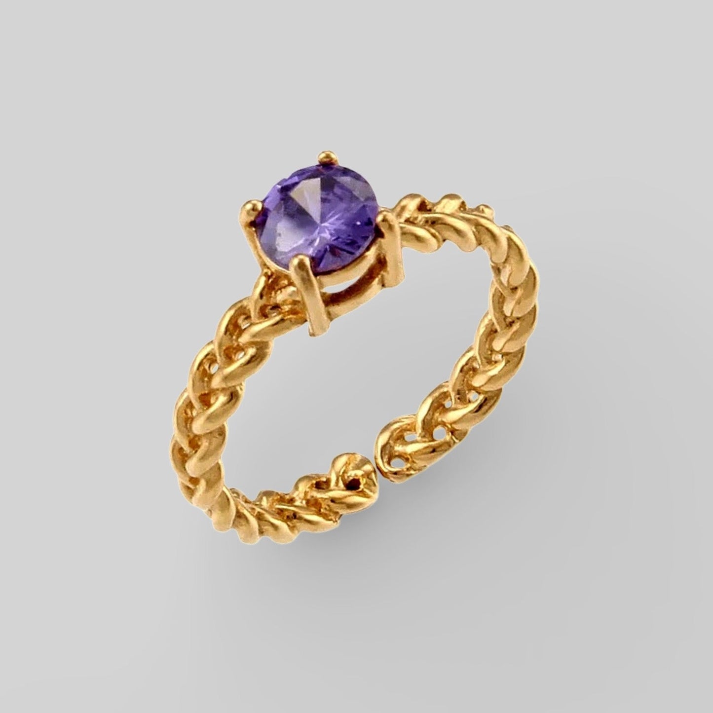 Elegant twisted band on Romy gold ring
