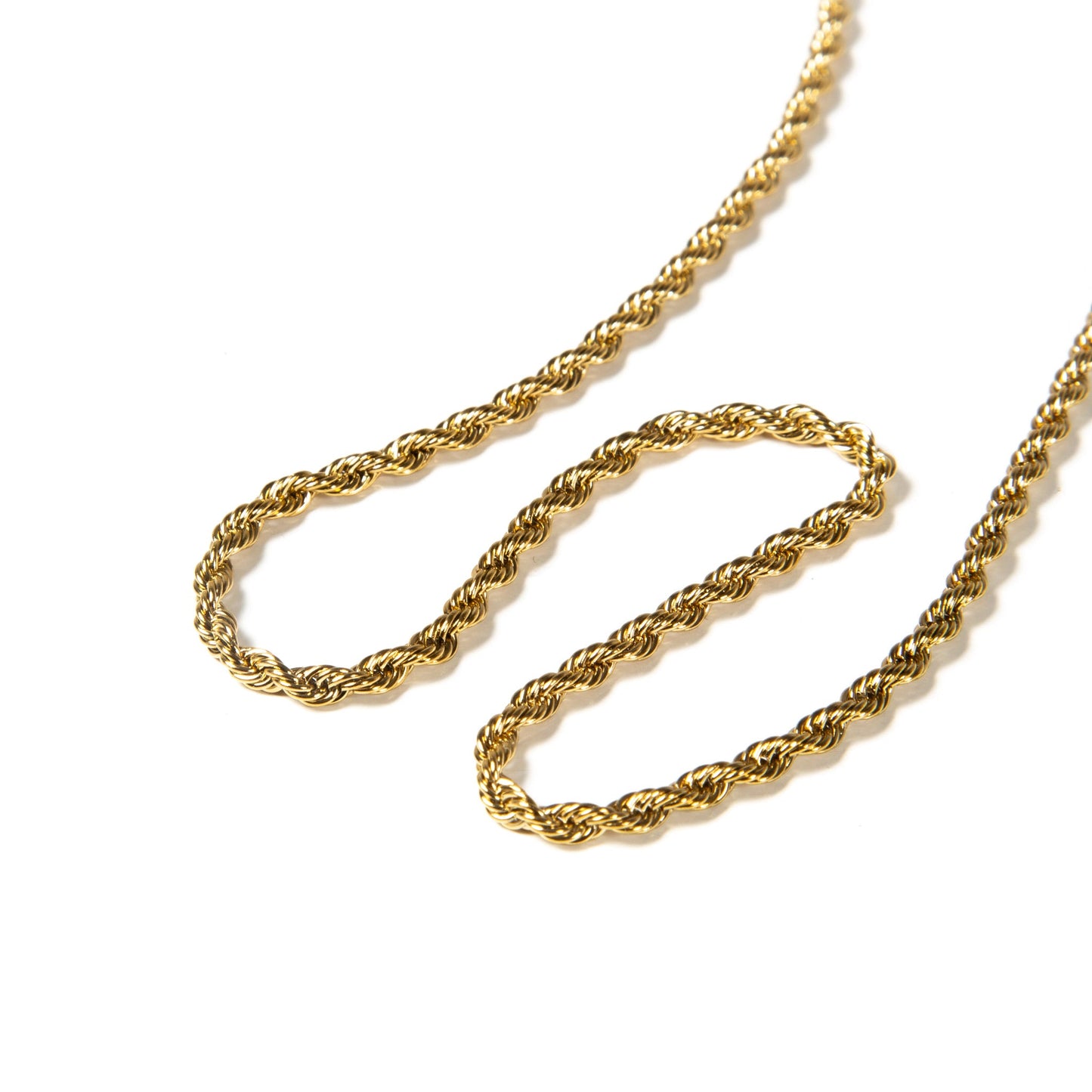 Rope Chain Halskette Gold am Hals getragen