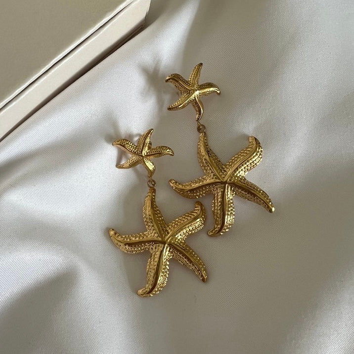 Starfish Duo earrings in gift packaging