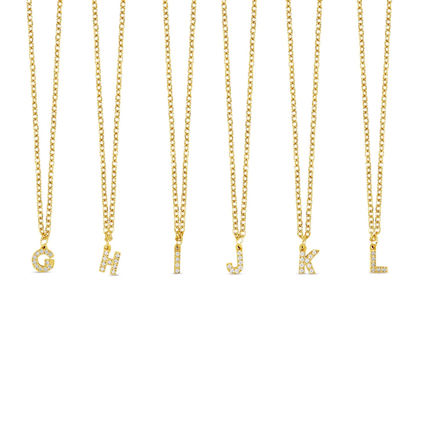 Stone Initial Halskette Gold am Hals getragen