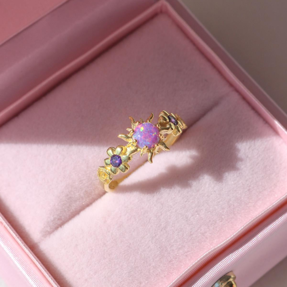 Adjustable sunflower opal ring made of 925 sterling silver