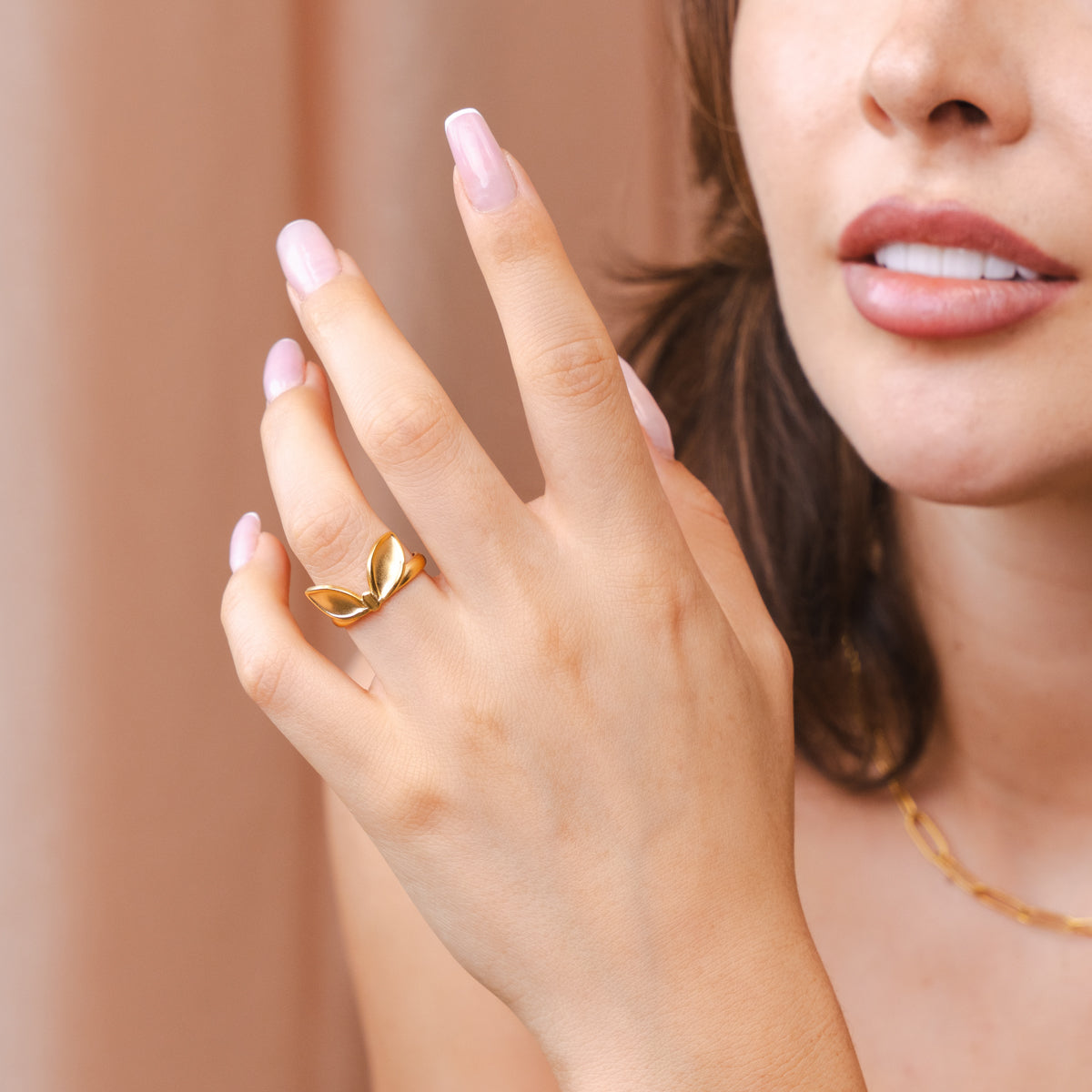 Üppiges Blatt Ring Gold in Geschenkbox