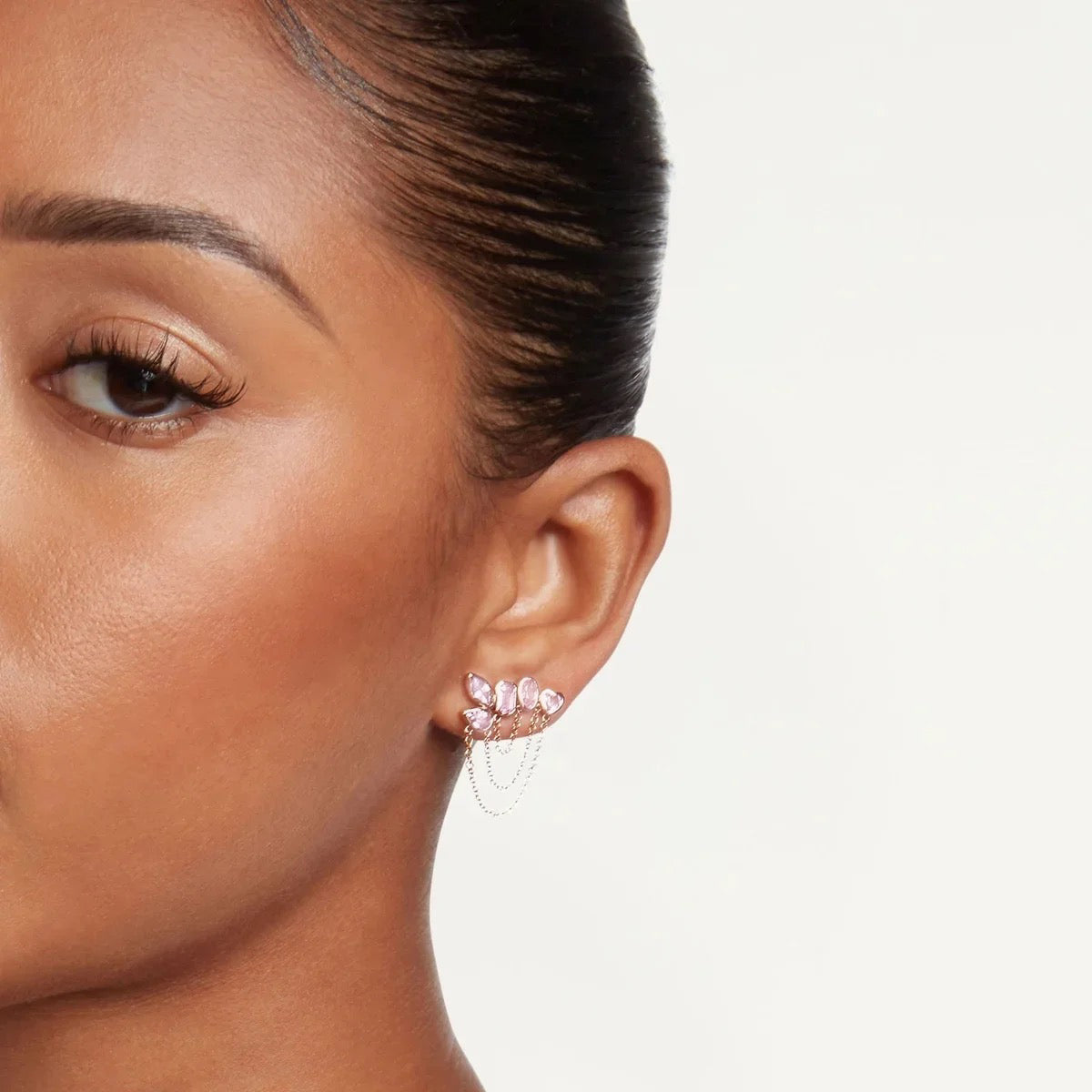 Waterproof test of Elite Duo chain linked earrings