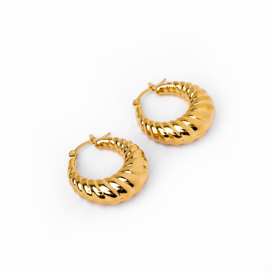 Croissant Creolen Gold – Vorderansicht