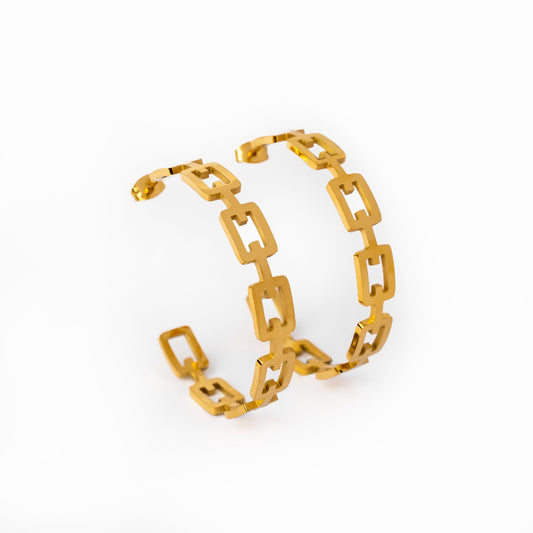 Geometric Creolen Gold – Vorderansicht