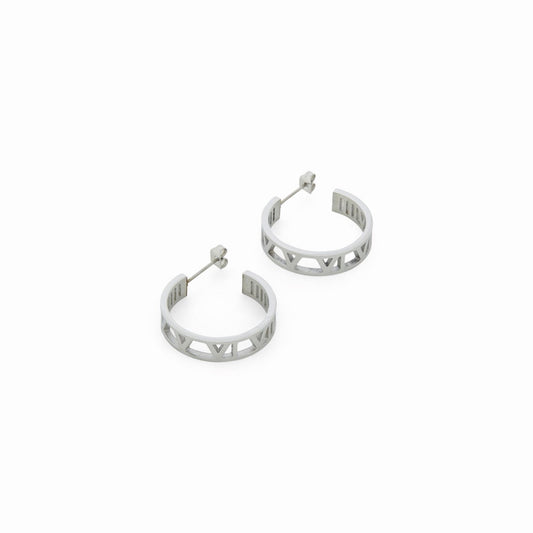 Hollow Numeral Creolen Silber – Vorderansicht
