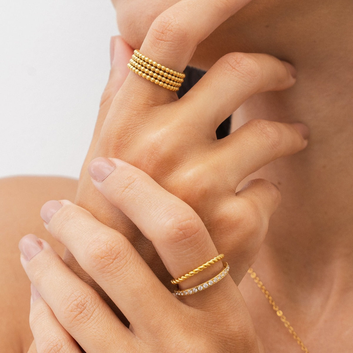 Larissa Layered Ring Gold in Geschenkbox präsentiert