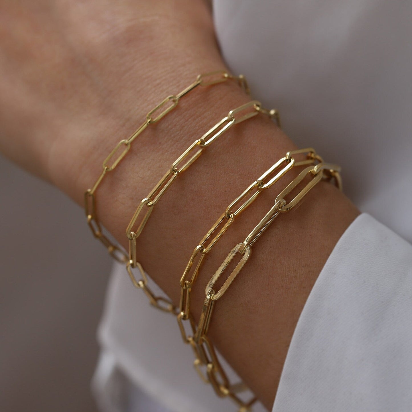 Paperclip bracelet in gift packaging – minimalist and elegant