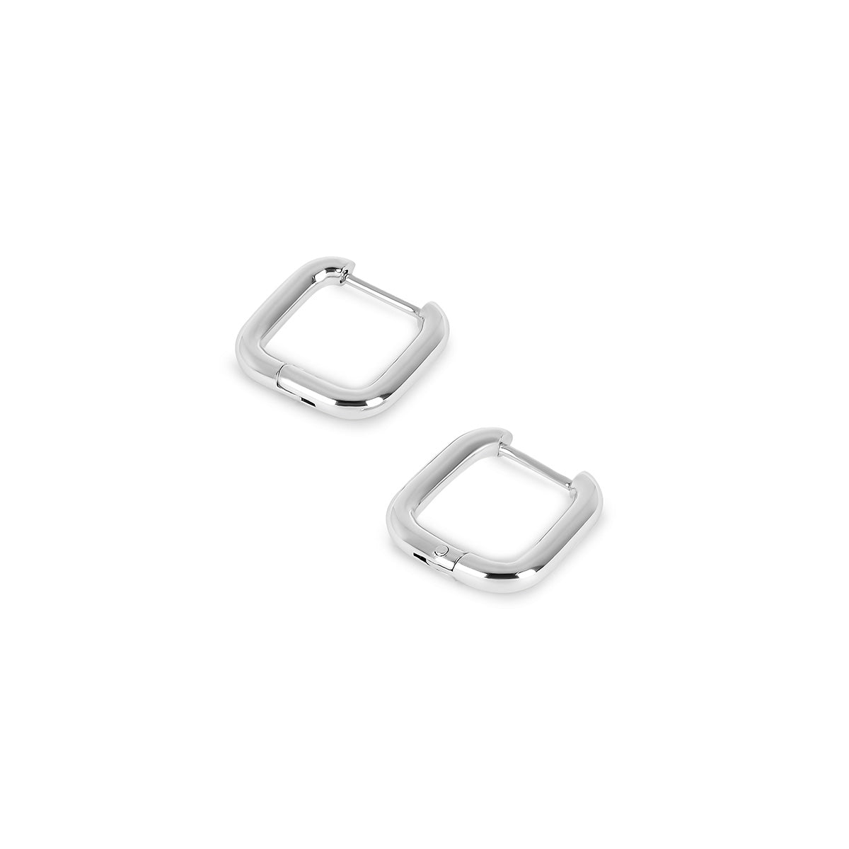Quadratische Huggie Creolen Silber – Vorderansicht