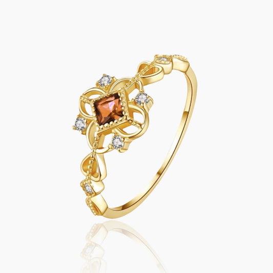 Front view of Royal Ring with orange stone in 925 silver