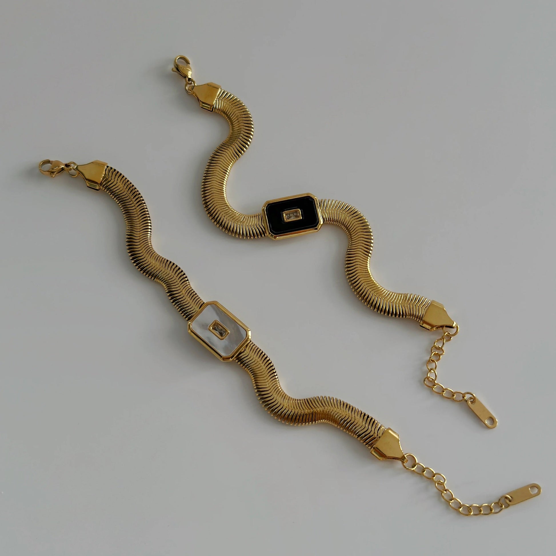  Santorini bracelet in gift packaging – elegant and waterproof – Loveness