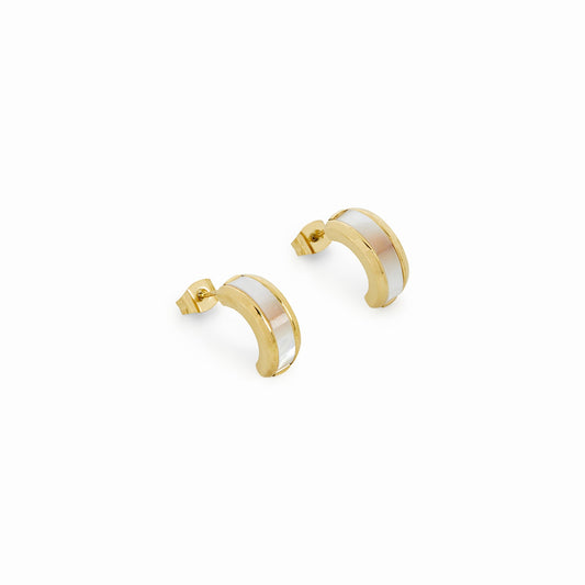 Shell Ohrstecker Gold – Vorderansicht