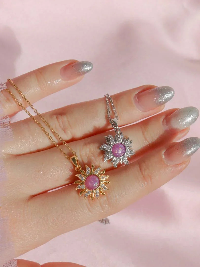 Elegant silver and 18k gold chain of the Rapunzel necklace