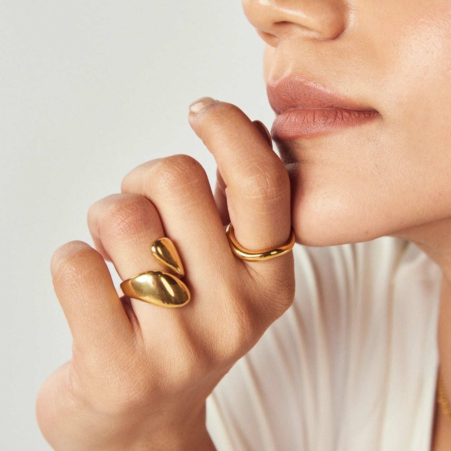 Set of organic-shaped rings stacked together