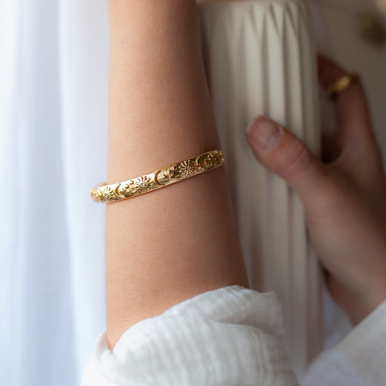 Sun and Moon bangle bracelet in silver color